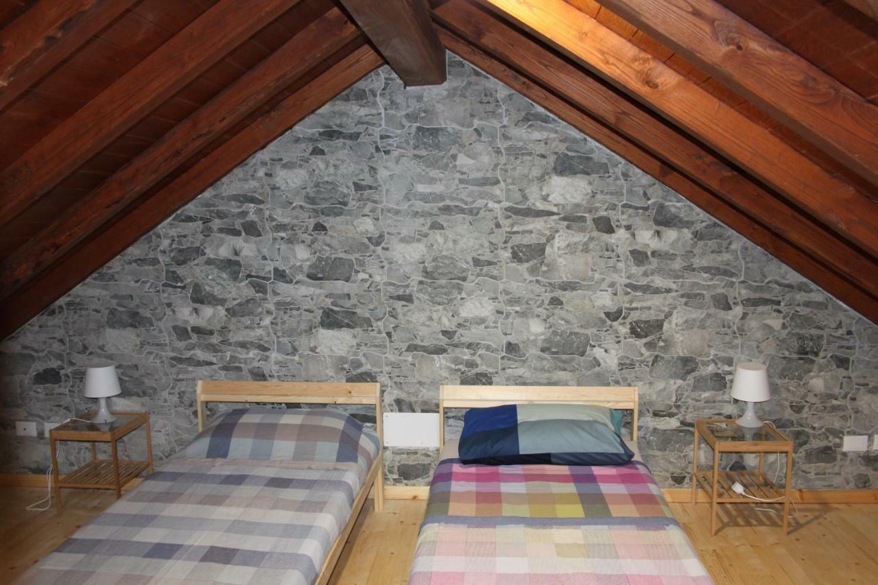 Le Murazze Holiday Houses Ponzone Eksteriør billede